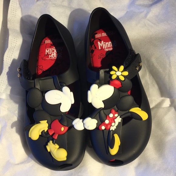 mini melissa size 11